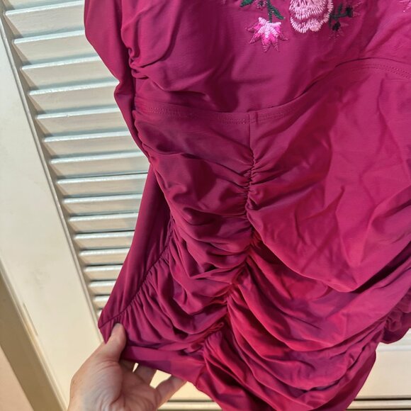 Torrid Burgundy Embroidered Ruched One-Piece Swimsuit – Size 0 (L) - Picture 7 of 16